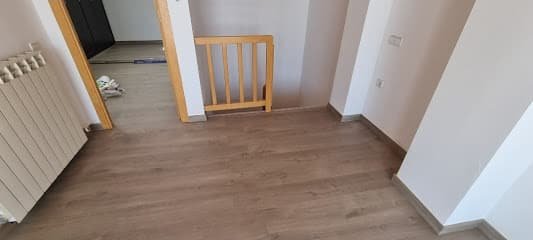 Multiserveis I Reformes .Pintura, Parquet Y Reformas Integrales