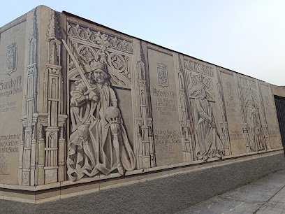 Mural De Los Reyes De León